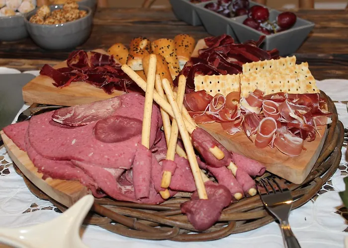 Mu Suites The מלון אורטקנט