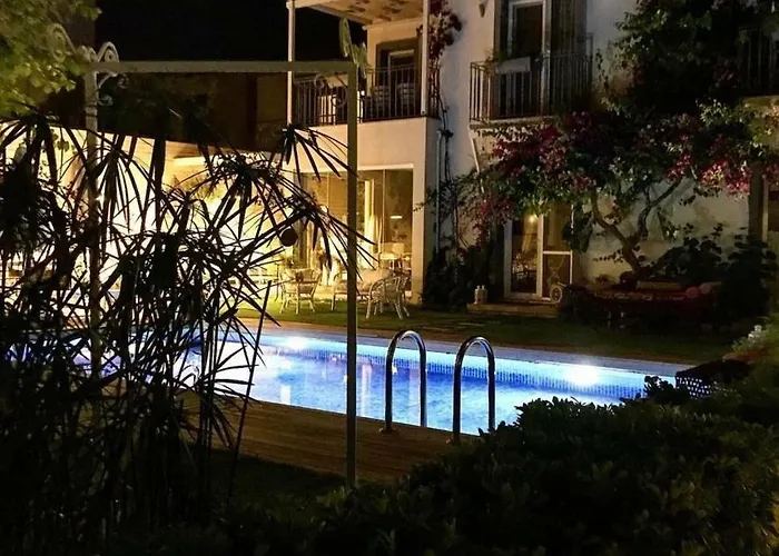 Mu Suites The Szálloda Ortakent