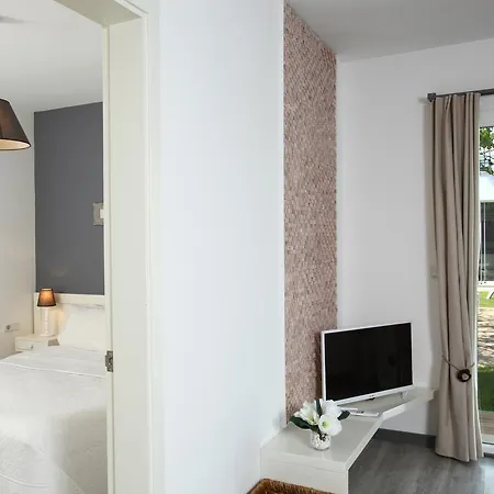 Hotel Mu Suites The